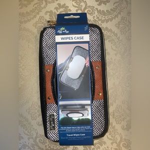 ITZY RITZY WIPE CASE